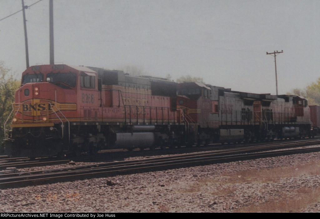 BNSF 8268 West